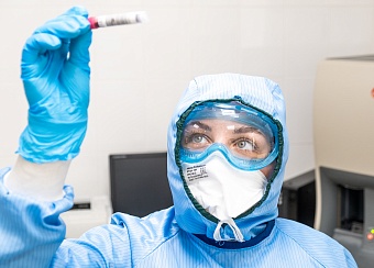 Роспотребнадзор обнаружил в России южноафриканский штамм коронавируса